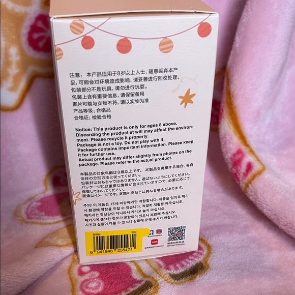 Pop Mart Labubu 'Have A Seat' Sisi - Picture 2 of 6